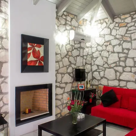 Lovely In Complex Of 2 Separate Villas, Close To Laganas Sandy