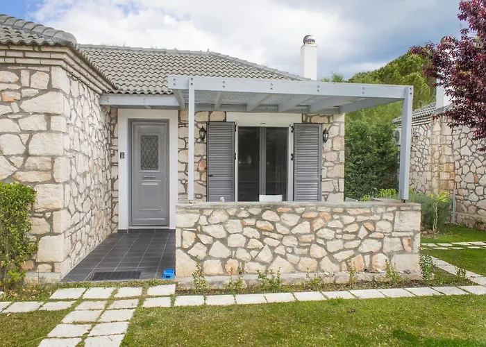Lovely In Complex Of 2 Separate Villas, Close To Laganas Sandy