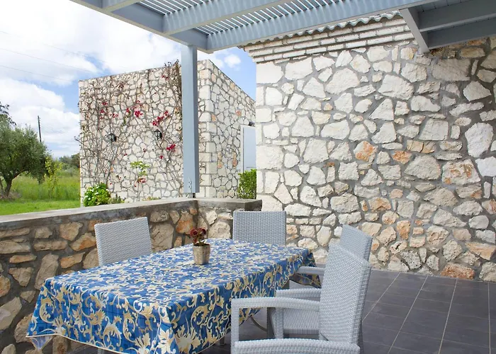Lovely In Complex Of 2 Separate Villas, Close To Laganas Sandy